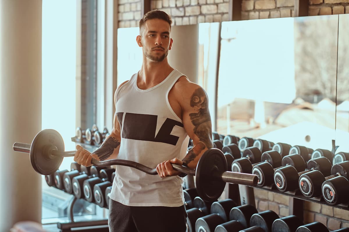 EZ-Bar Curl: How to Do It, Muscles Worked & Common Mistakes