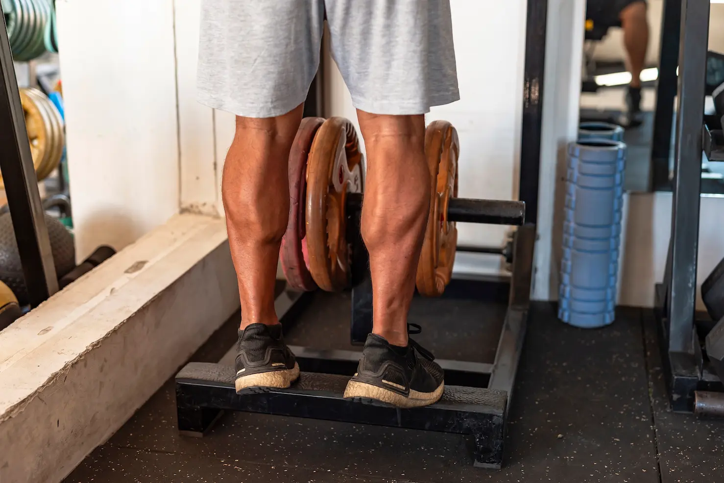 Ffe Calf Raise Calf Raise: How to Do It, Muscles Worked & Common Mistakes - AmpAinsoc