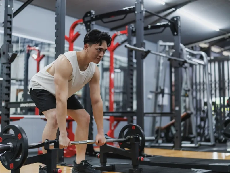 Deficit Deadlift: How to Do It, Muscles Worked & Common Mistakes