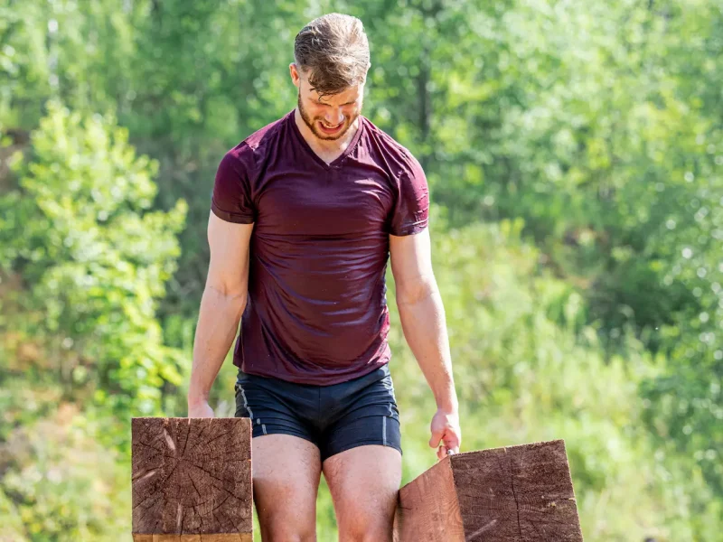 Farmer Walk: How to Do It, Muscles Worked & Common Mistakes