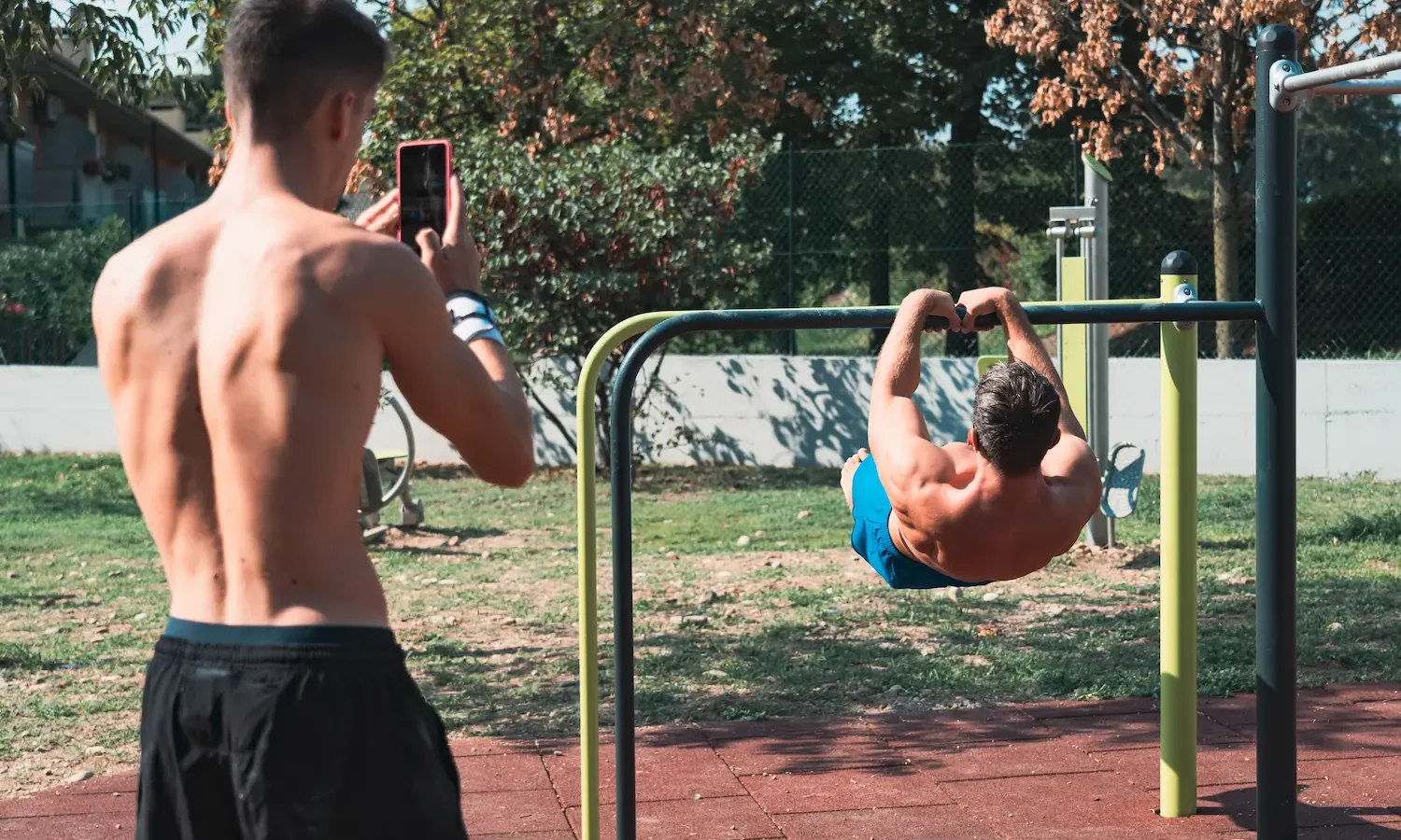 Front Lever: How to Do It, Muscles Worked & Common Mistakes