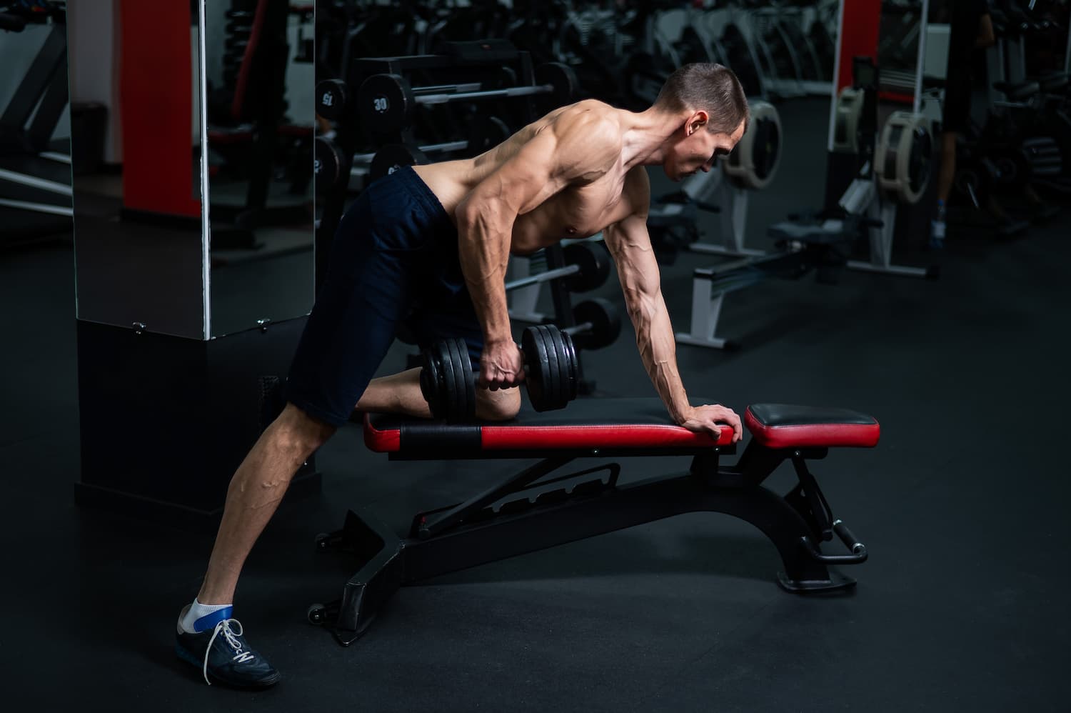 Kroc Rows Form Kroc Row: How to Do It, Muscles Worked & Common Mistakes - AmpAinsoc