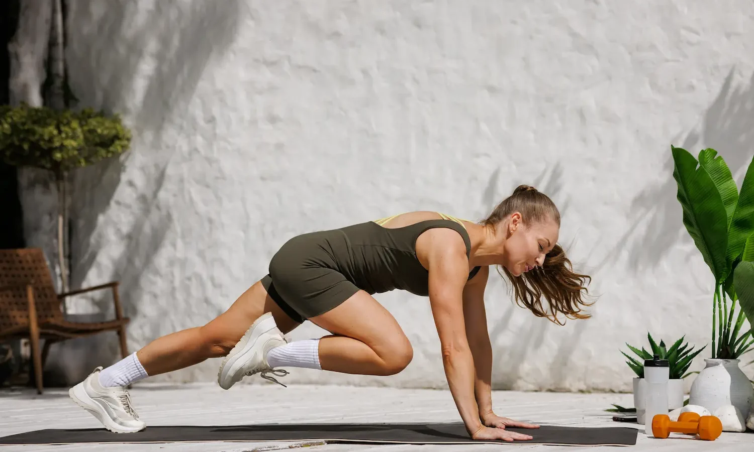 Mountain Climber: How to Do It, Muscles Worked & Common Mistakes