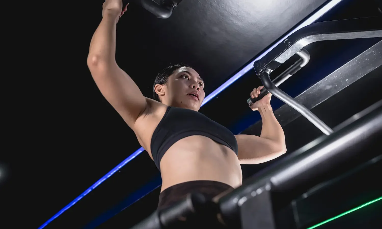 Neutral-Grip Pull-Up: How to Do It, Muscles Worked & Common Mistakes