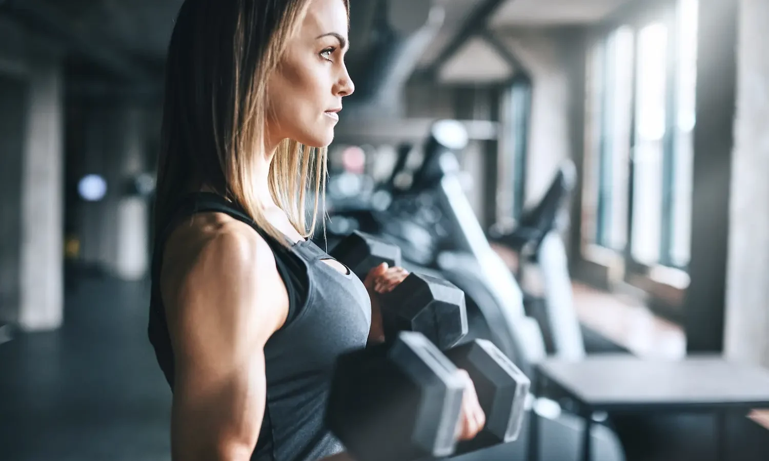 Reverse Curl: How to Do It, Muscles Worked & Common Mistakes