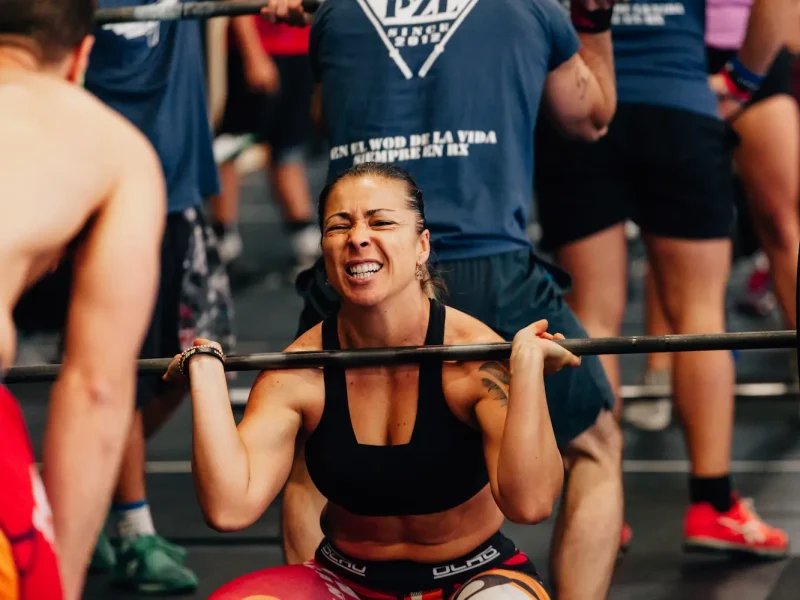 Thruster: How to Do It, Muscles Worked & Common Mistakes