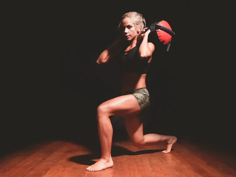 Walking Lunge: How to Do It, Muscles Worked & Common Mistakes